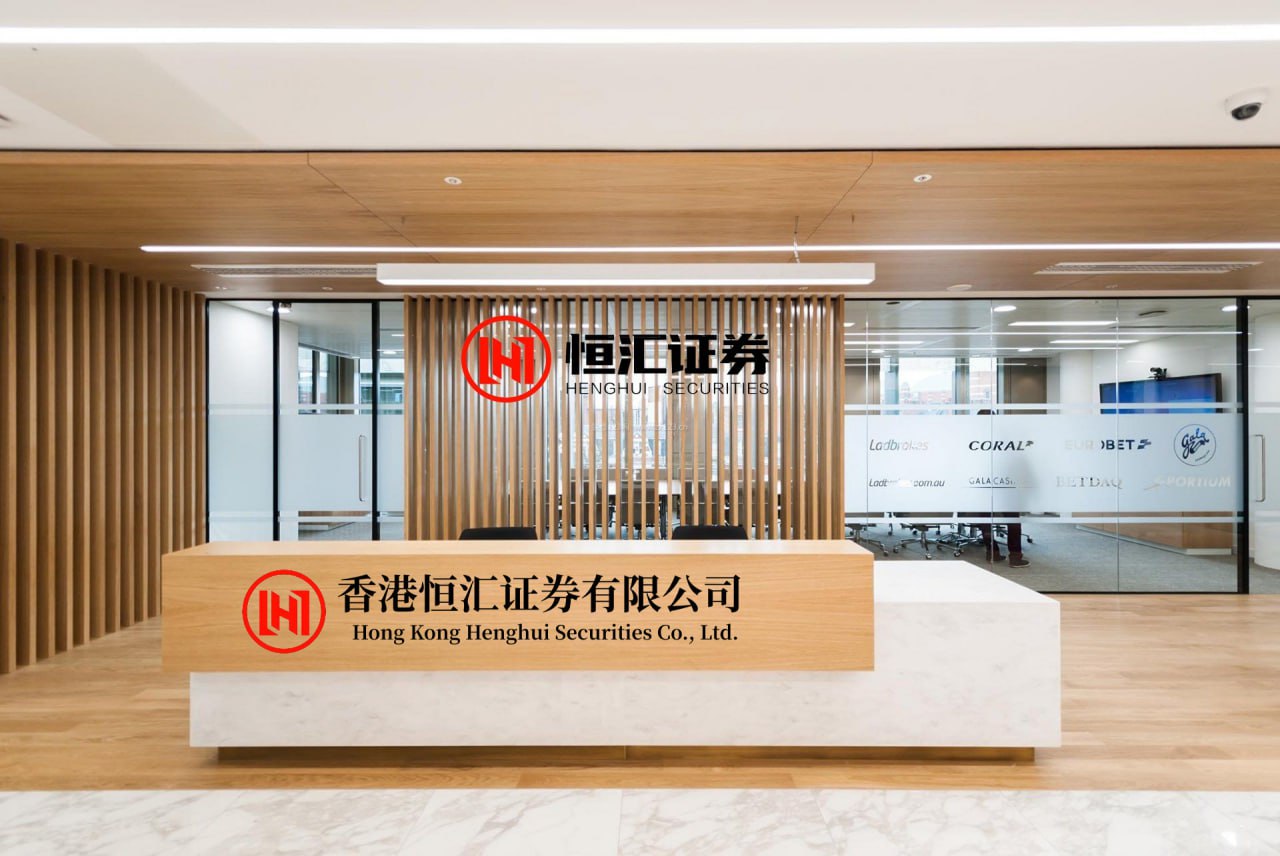 尚求100 陪盲人一起春游，他们看不见，出去玩的乐趣是什么？